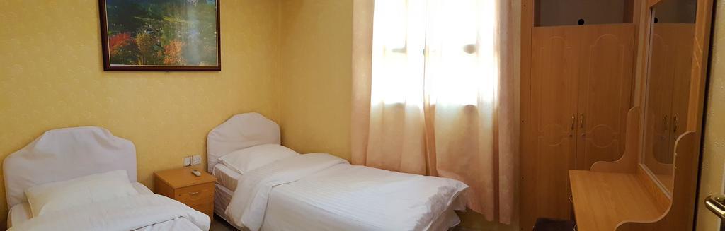 Al Majd Hotel ‘Ibrī Eksteriør billede